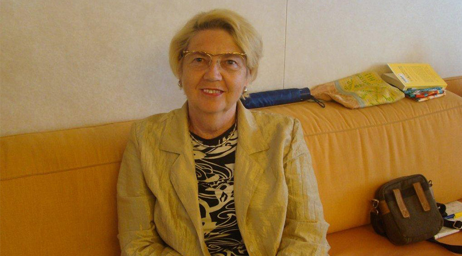 cia_0000s_0011_Trude Moser